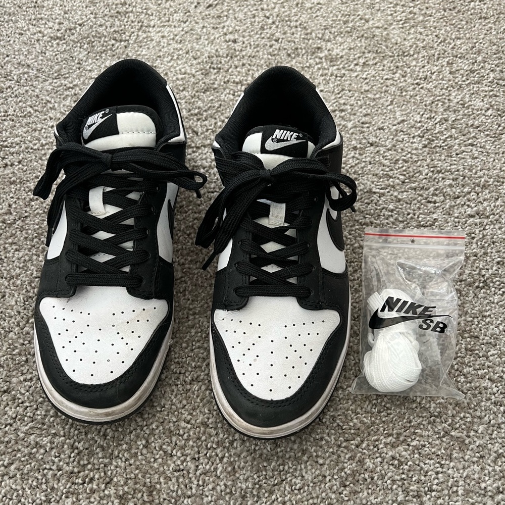 Nike Dunk Low Retro women’s black and white panda shoe